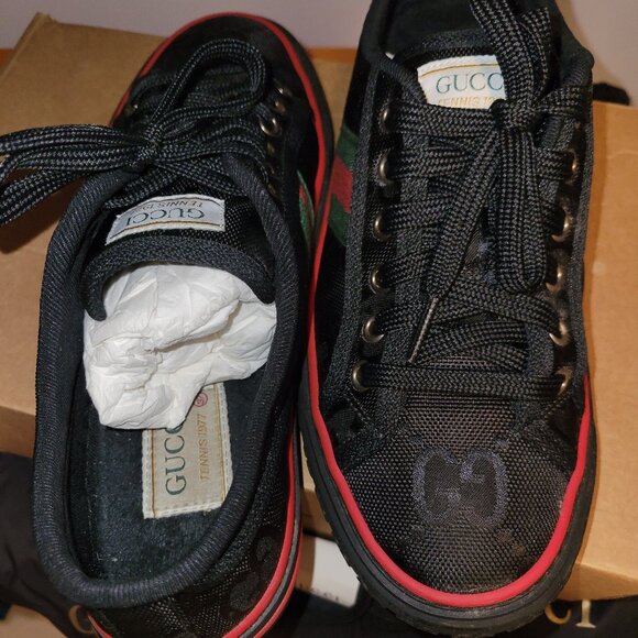 Authentic Gucci sneakers - Picture 1 of 10
